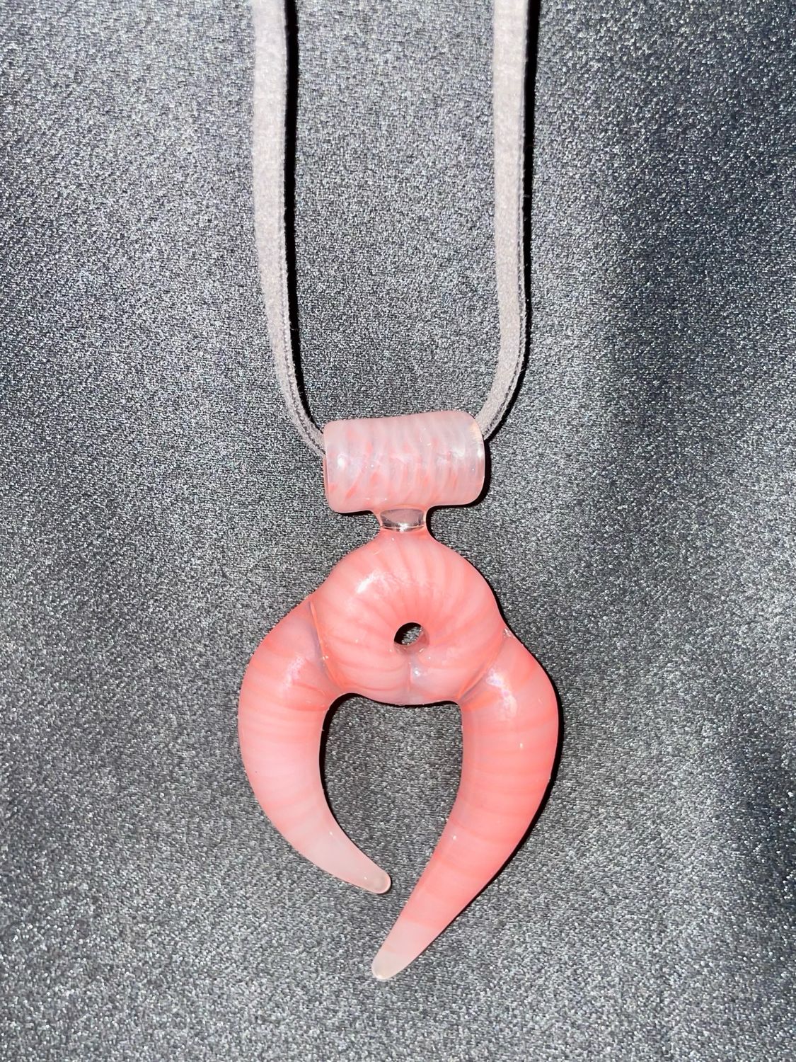 Shonlys x green volcano solid horned pendant
