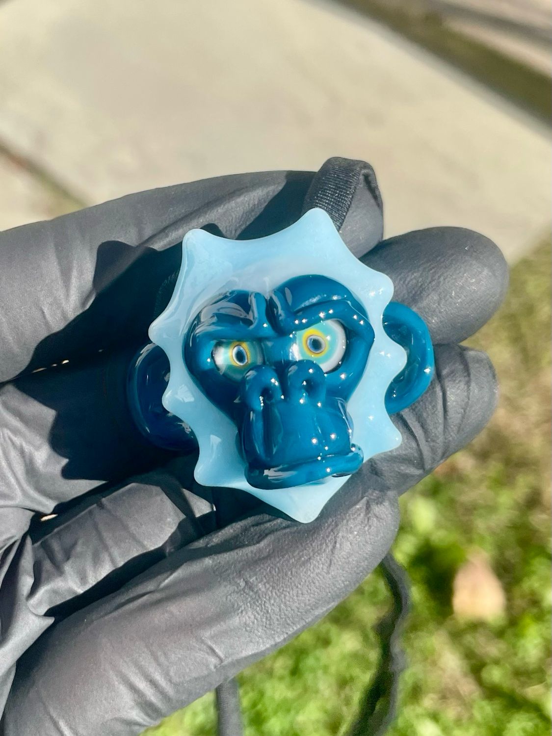 Friday ape pendant UV-0139