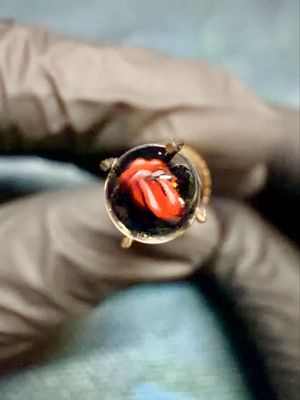 Rolling Stones Millie pearl UV steve h 6mm