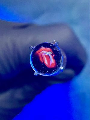 Rolling Stones Millie pearl UV steve h 6mm