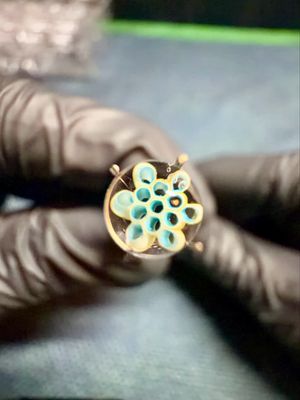 Blue honeycomb Millie pearl UV steve h 6mm