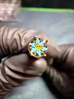 Flower Millie pearl UV steve h 6mm