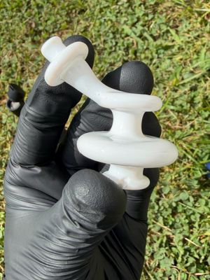 Solid white pivot top