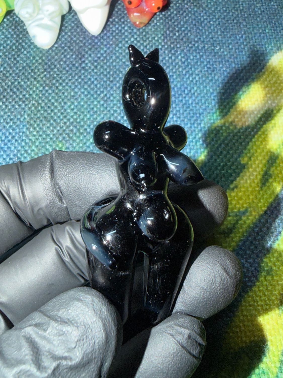 Black cat full body babe pendant 