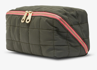Elms and King Wash Bag34