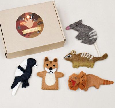 Magpie set of 5 Felt fingers puppets