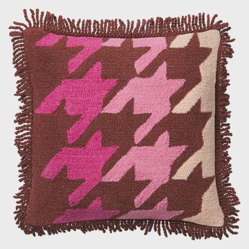 Cedro punch needle cushion