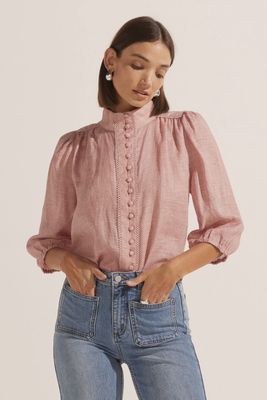 Zoe Kratzmann Outlook top