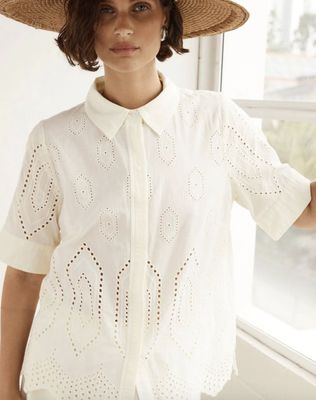 Zoe Kratzmann Pixel top