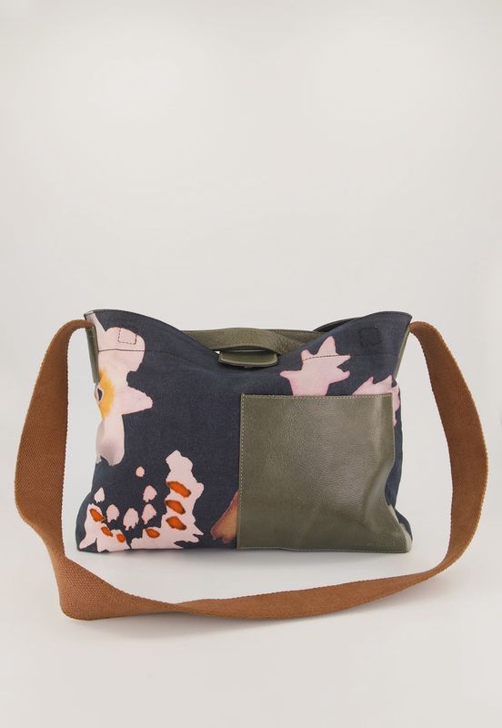 Nancy bird ~ Assemble Tote