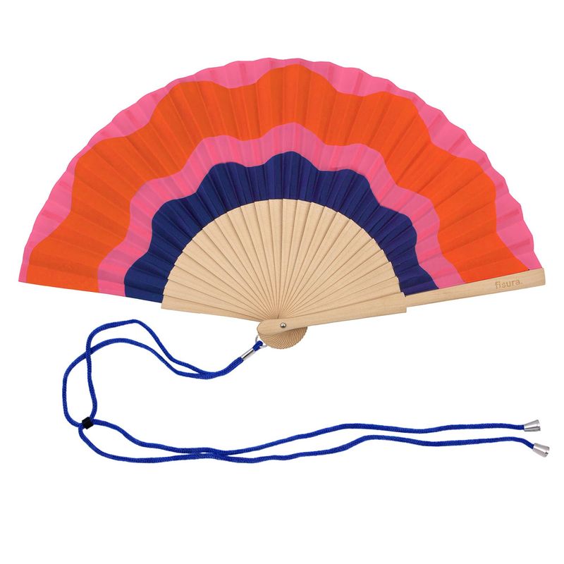 Fan waves red, pink and blue