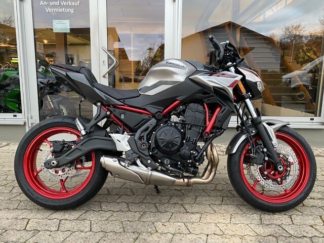 Kawasaki Z650, Special Silver, Tieferlegung Kawasaki Z650, Special Silver, Tieferlegung