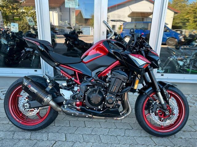 Kawasaki Z900 Red Racer Edition Umbau 2024 Kawasaki Z900 Red Racer Edition Umbau 2024