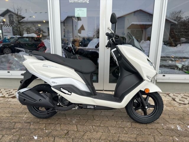 Suzuki Burgman Street 125EX |