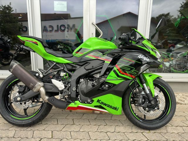 Kawasaki Ninja ZX-4RR RACE Edition Umbau Kawasaki Ninja ZX-4RR RACE Edition Umbau