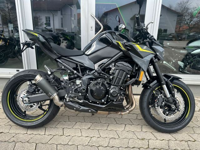 Kawasaki Z900 *2024* | BLACK EDITION Umbau Kawasaki Z900 *2024* | BLACK EDITION Umbau