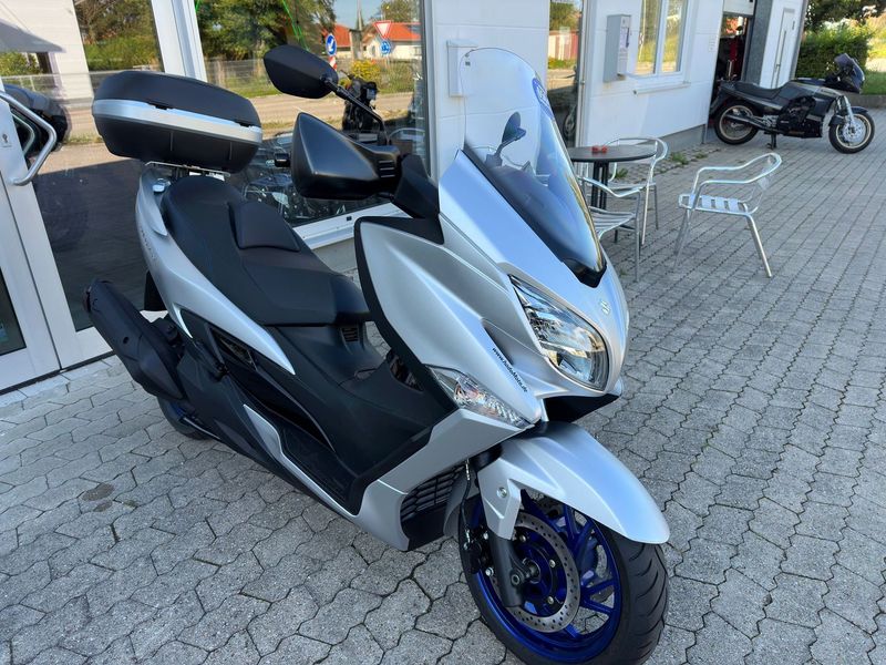 Suzuki Burgman 400 *2024* | Style Edition Umbau Suzuki Burgman 400 *2024* | Style Edition Umbau