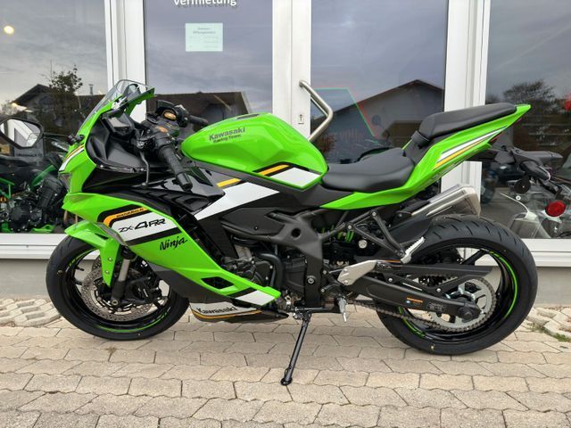 Kawasaki Ninja ZX-4RR *2025* | Neue Farbe| verfügbar Kawasaki Ninja ZX-4RR *2025* | Neue Farbe| verfügbar