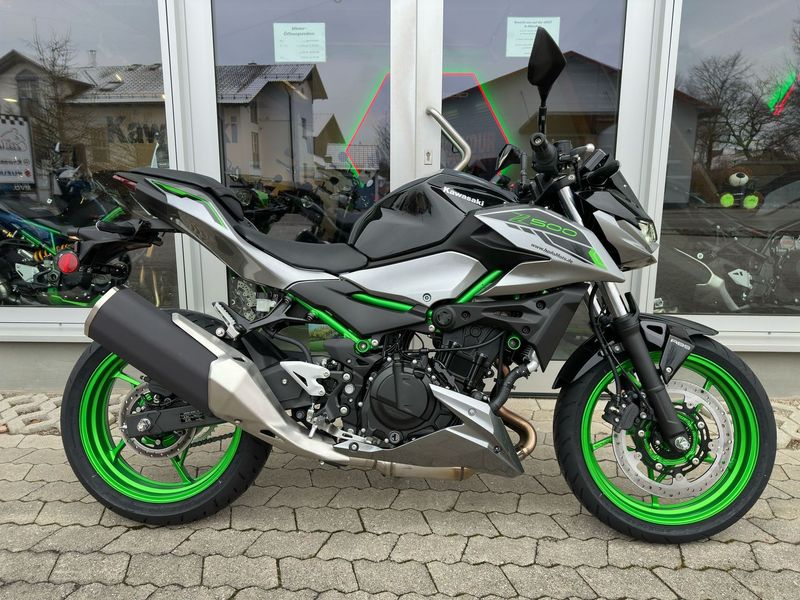 Kawasaki Z500 SE *2025* | Neuheit | verfügbar Kawasaki Z500 SE *2025* | Neuheit | verfügbar