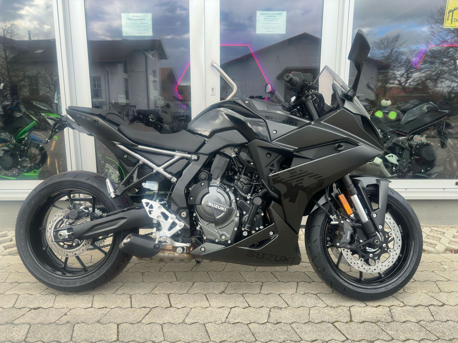 Suzuki GSX-8R *2025* | Black Edition Umbau