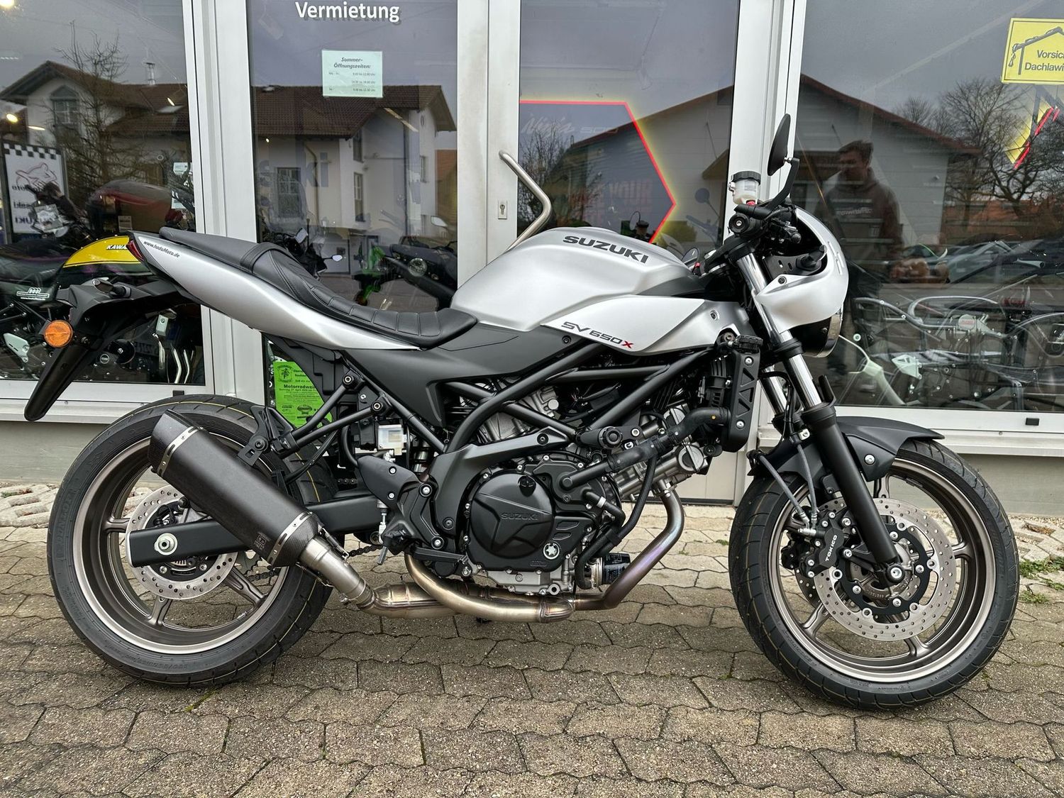 Suzuki SV650 X *2024* | Wenig Kilometer | Zubehör