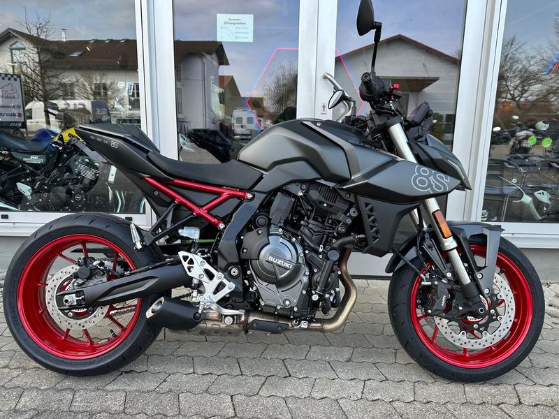 Suzuki GSX-8S Sport Umbau