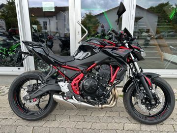 Kawasaki Z650 *2025*| Red Sport