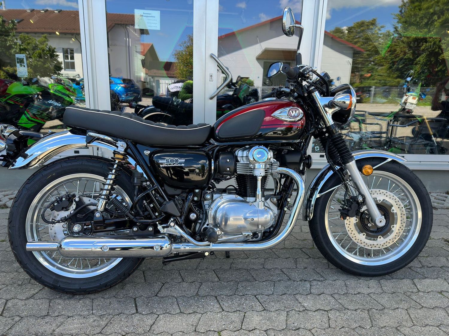 Kawasaki W800 *2024* | Wie Neu!