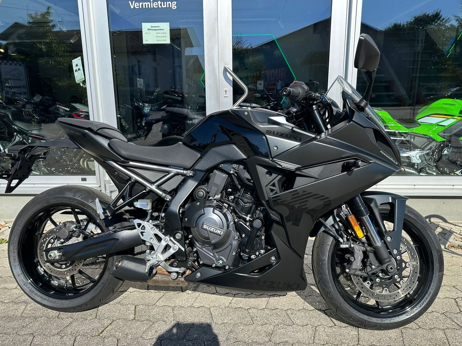 Suzuki GSX-8R  wenig Kilometer