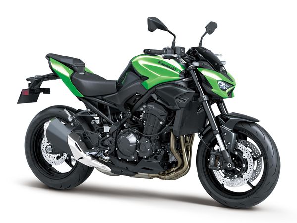 Kawasaki Z900 70KW *2026* | Jetzt vorbestellen, alle Farben