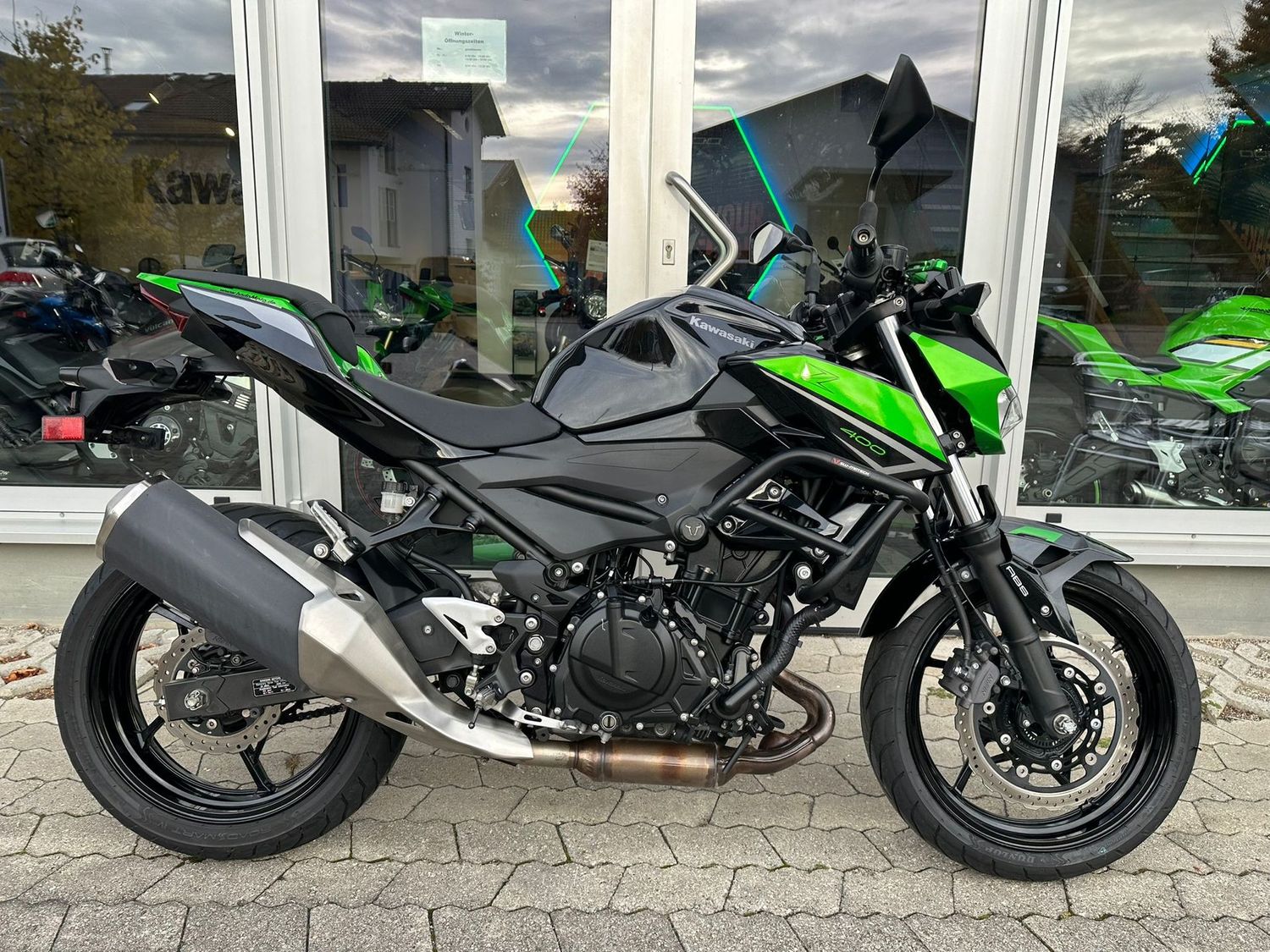 Kawasaki Z400 | Tieferlegung | Kawasaki Z400 | Tieferlegung |