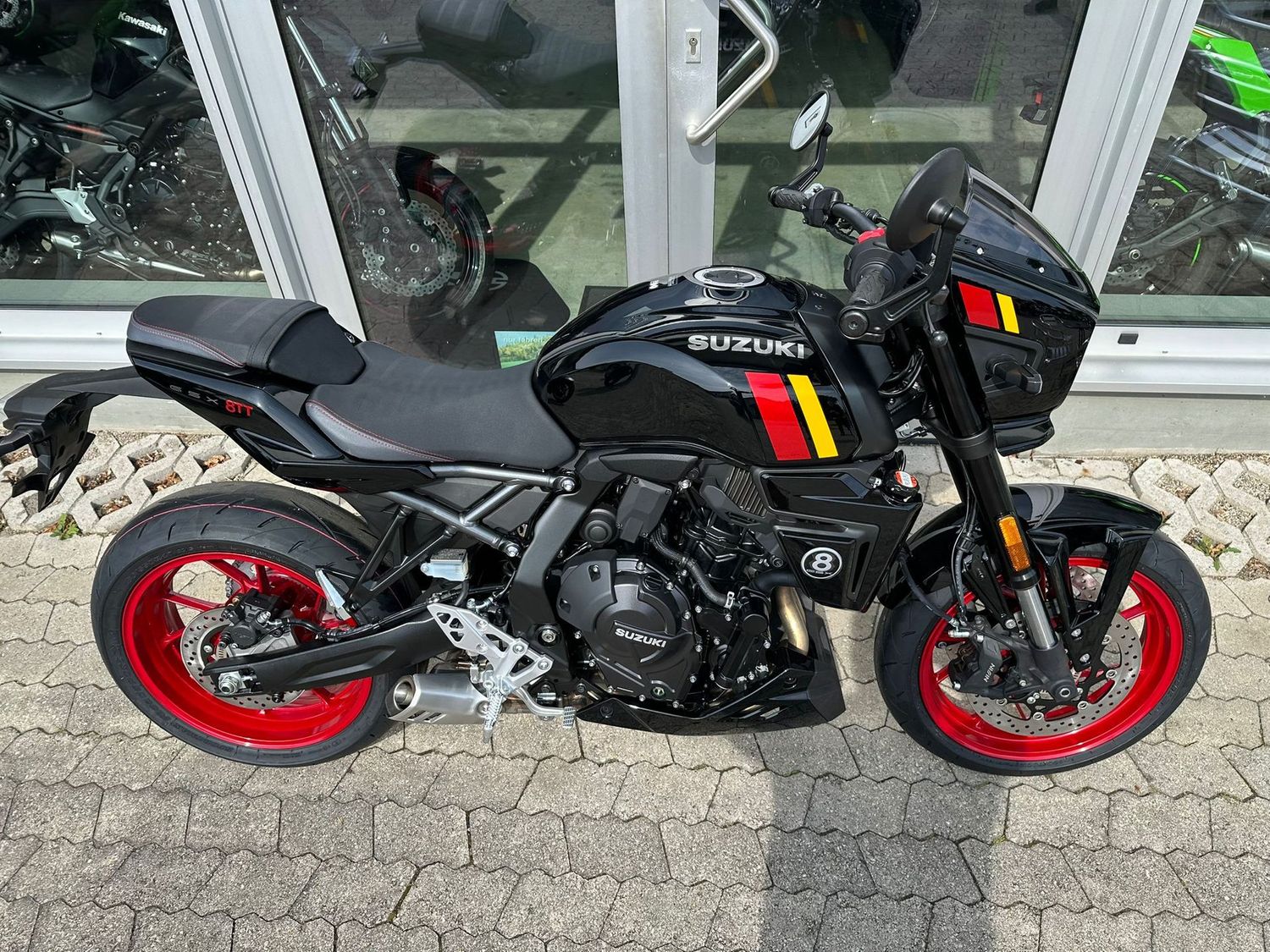 Suzuki GSX-8TT *2026*, alle Farben