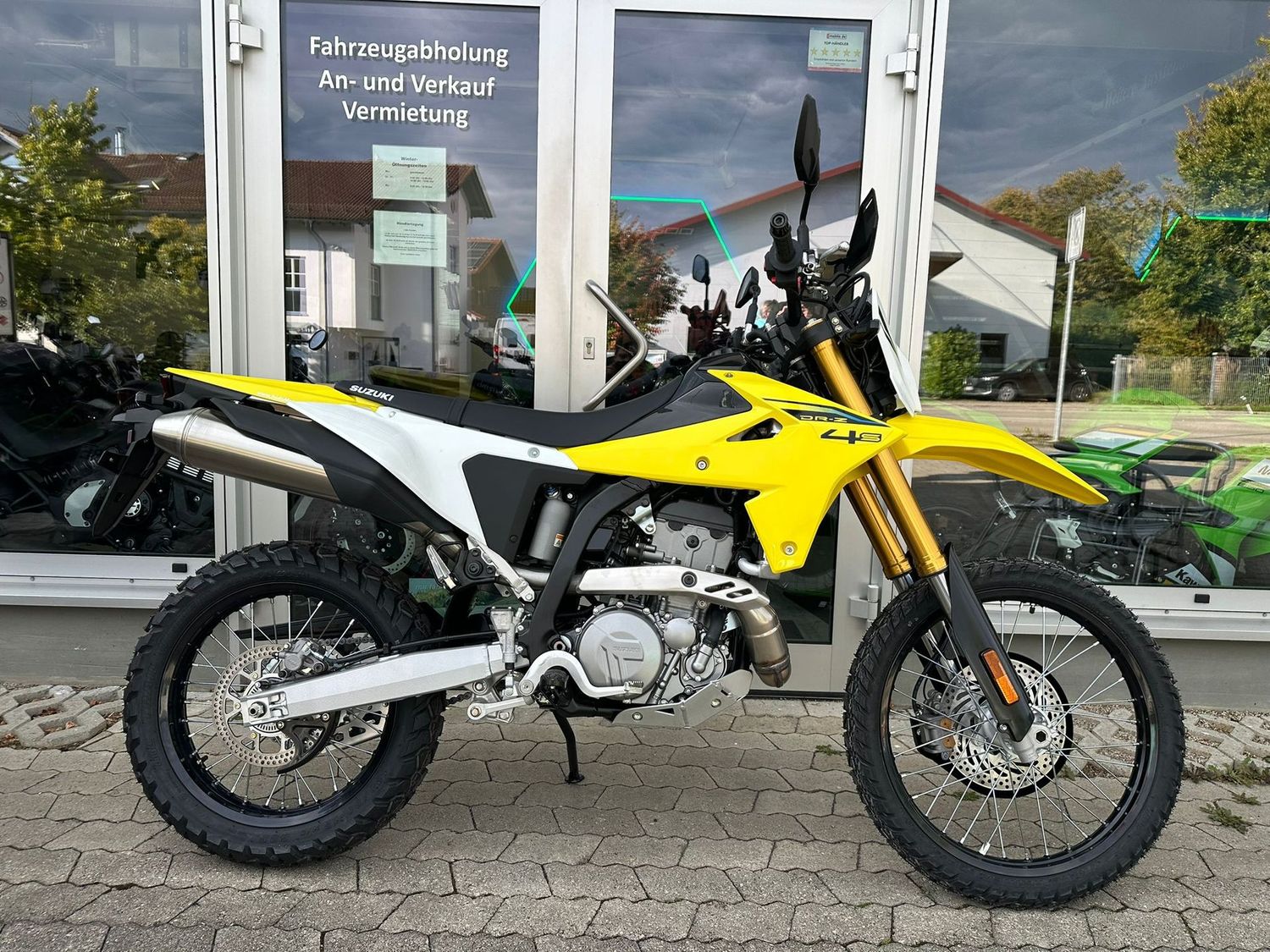 Suzuki DR-Z4S *2026*, alle Farben