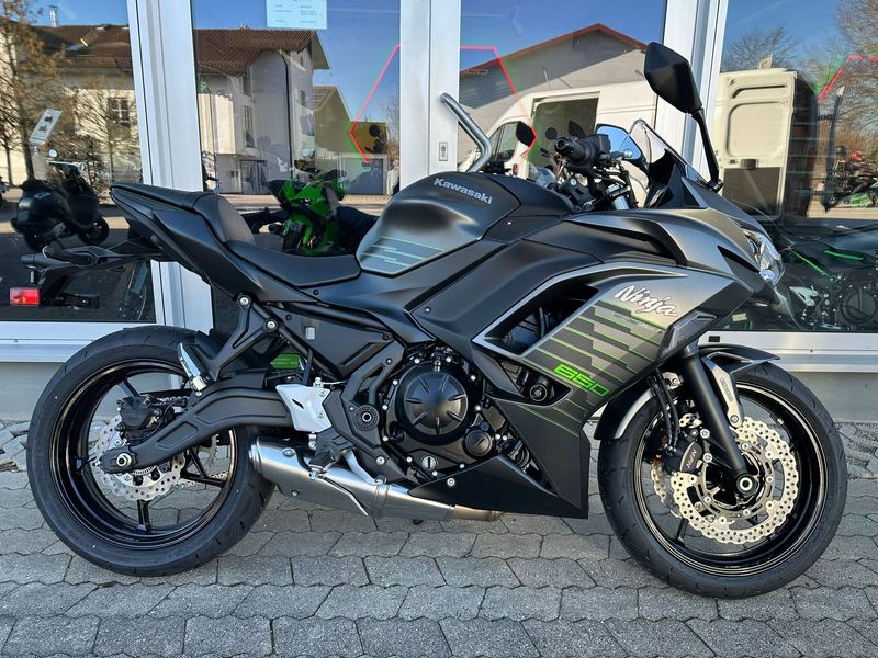 Kawasaki Ninja 650 *2026*, alle Farben