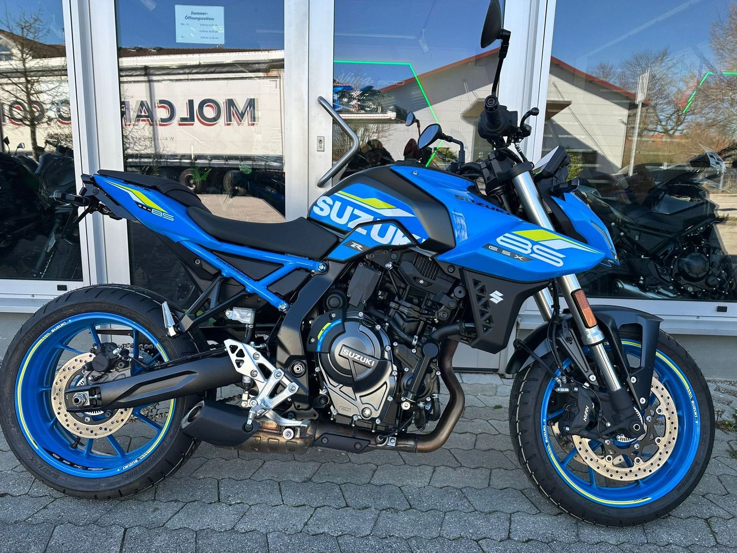 Suzuki GSX-8S | auch als 35KW verfügbar