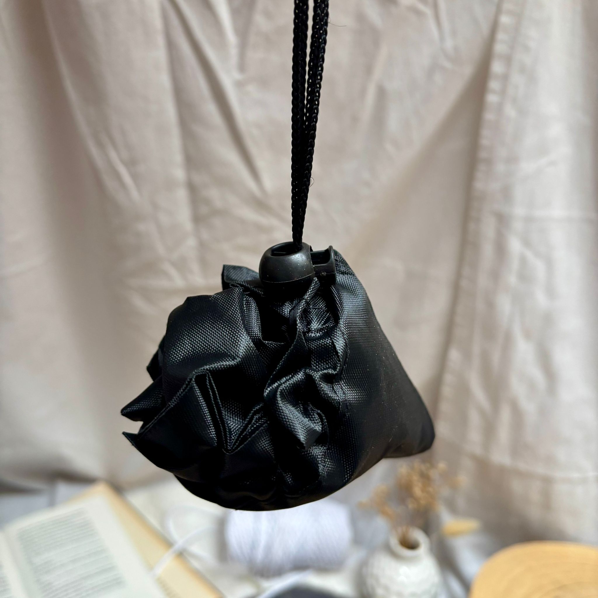 Faltshopper „Enemies to Lovers“ – kompakte Einkaufstasche mit Etui