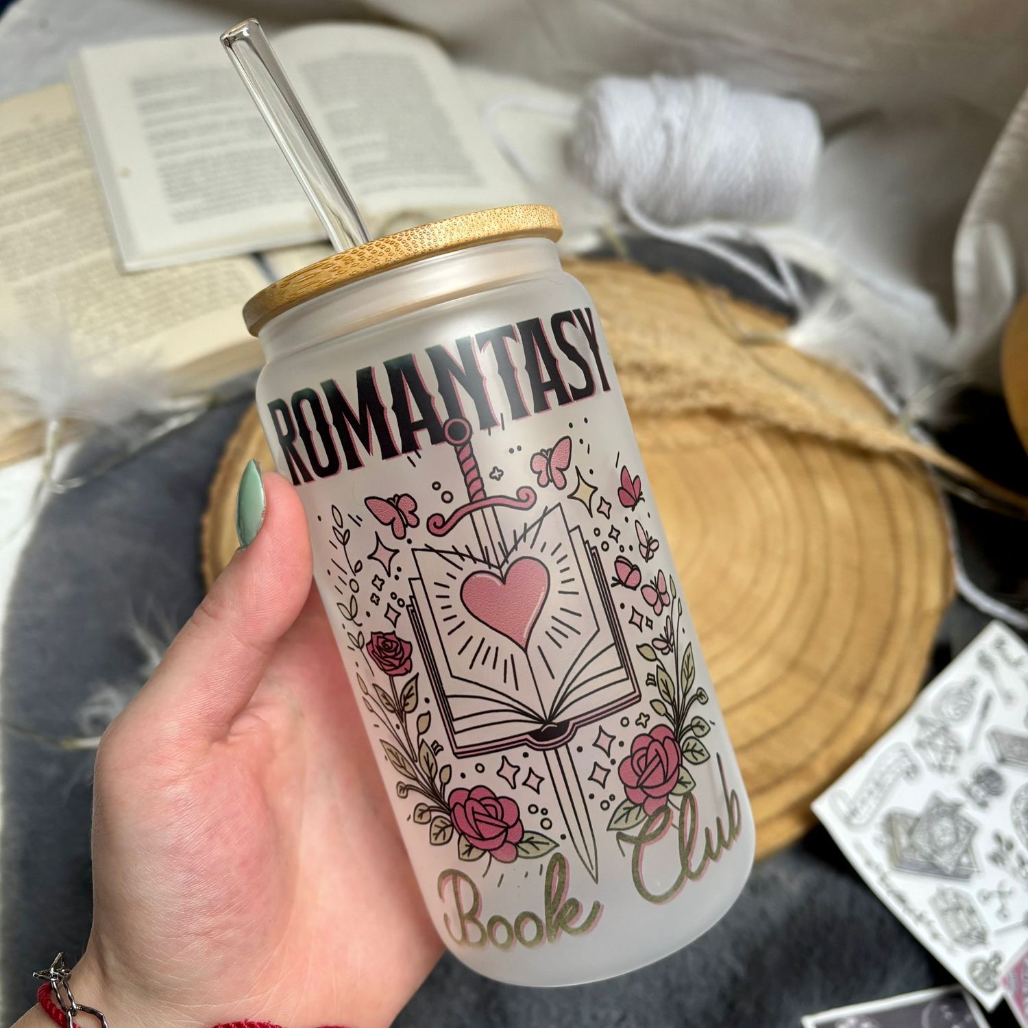 Romantasy Book Club – Frosted Tumbler (470 ml)