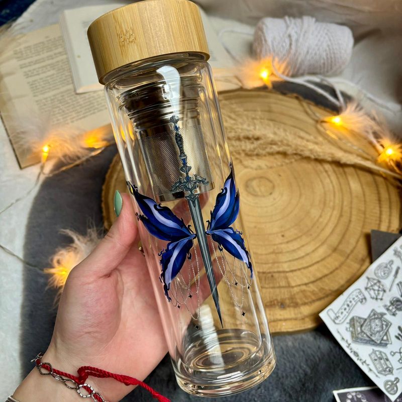 Glas-Teeflasche mit Sieb & Bambusdeckel -Blade & Butterfly Glas-Teeflasche mit Sieb & Bambusdeckel -Blade & Butterfly