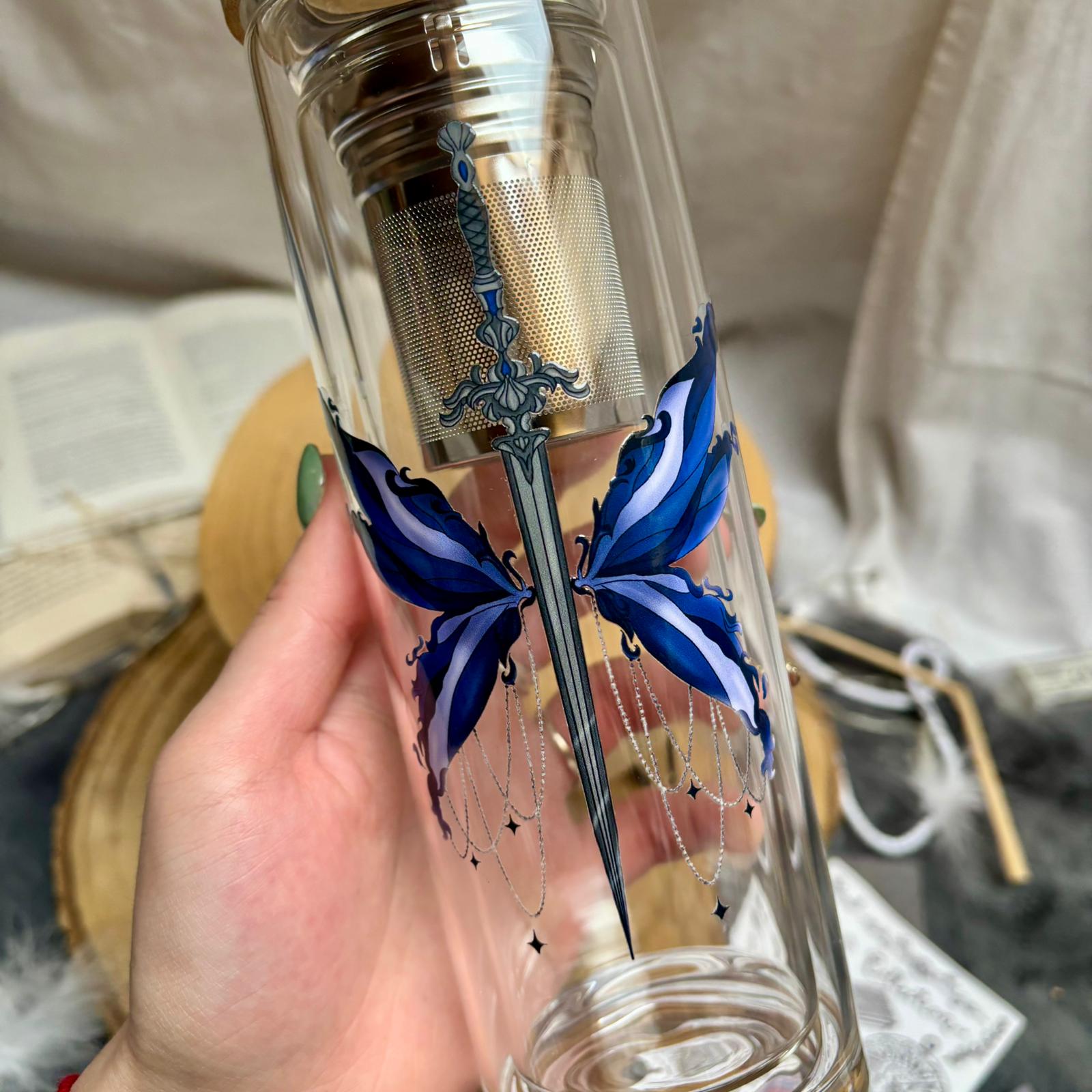 Glas-Teeflasche mit Sieb & Bambusdeckel -Blade & Butterfly