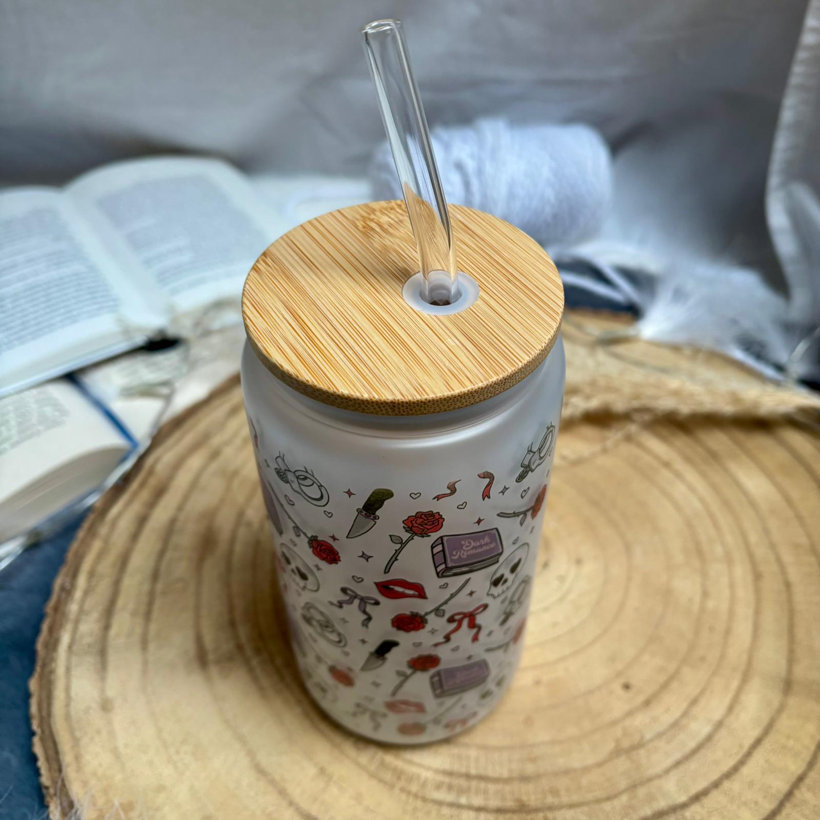 Dark Romance – Frosted Tumbler mit Bambusdeckel (470 ml)