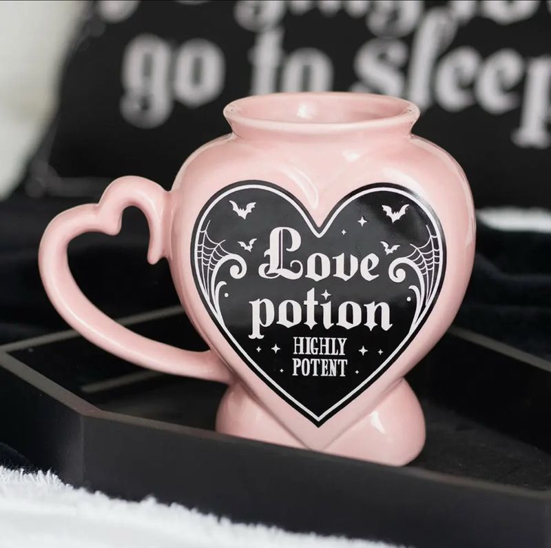 Herz-Tasse „Love Potion“ – Pink & Schwarz, Keramik