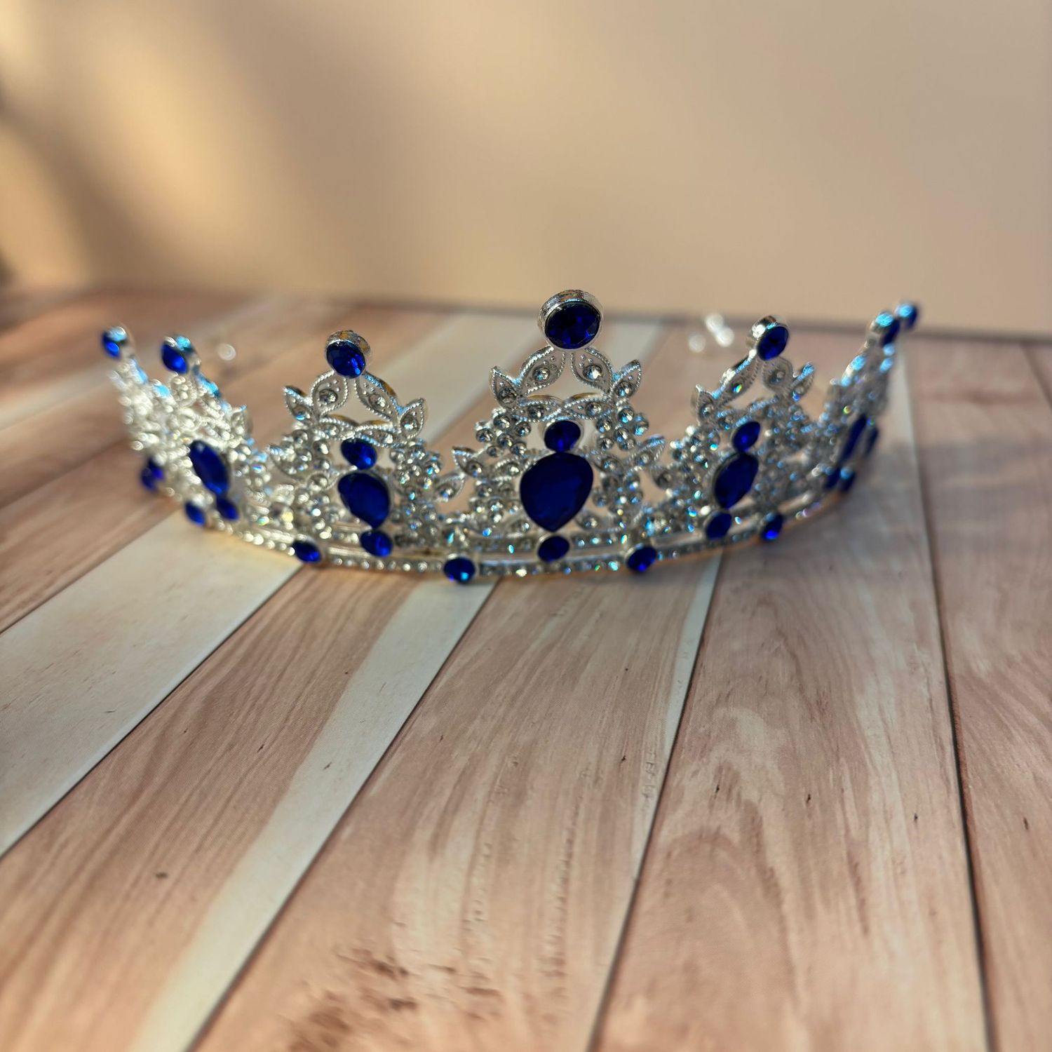 Blaue Tiara / Krone (Fantasy-Princess Vibes)