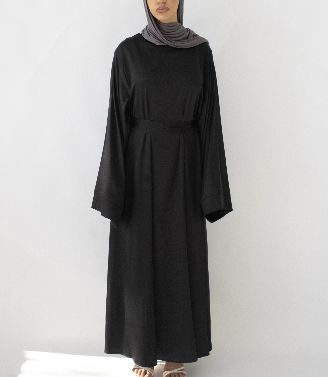 Liya Abaya Satin - Black
