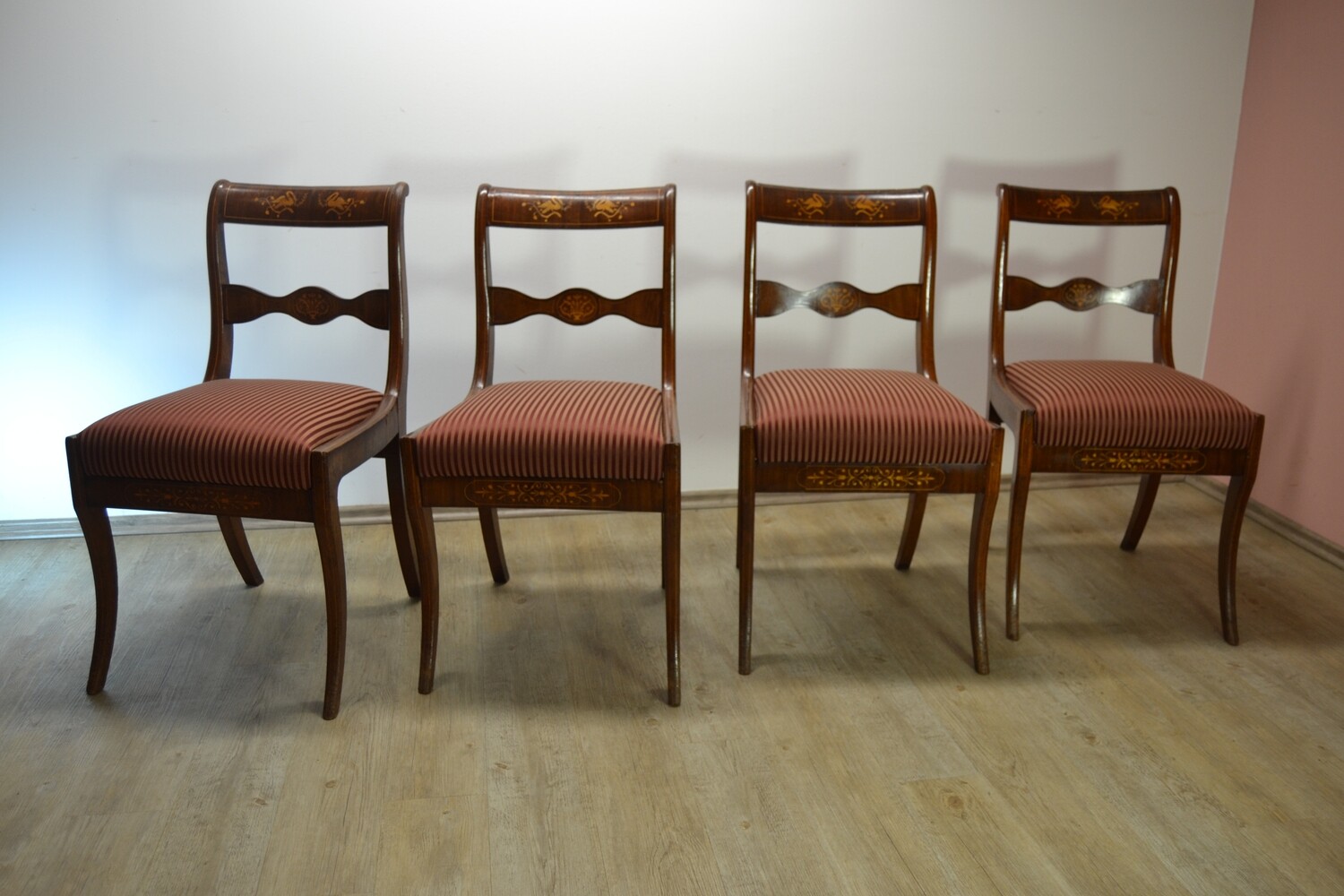 4er Satz Biedermeier-Stühle, Mahagoni mit Polster und Intarsien