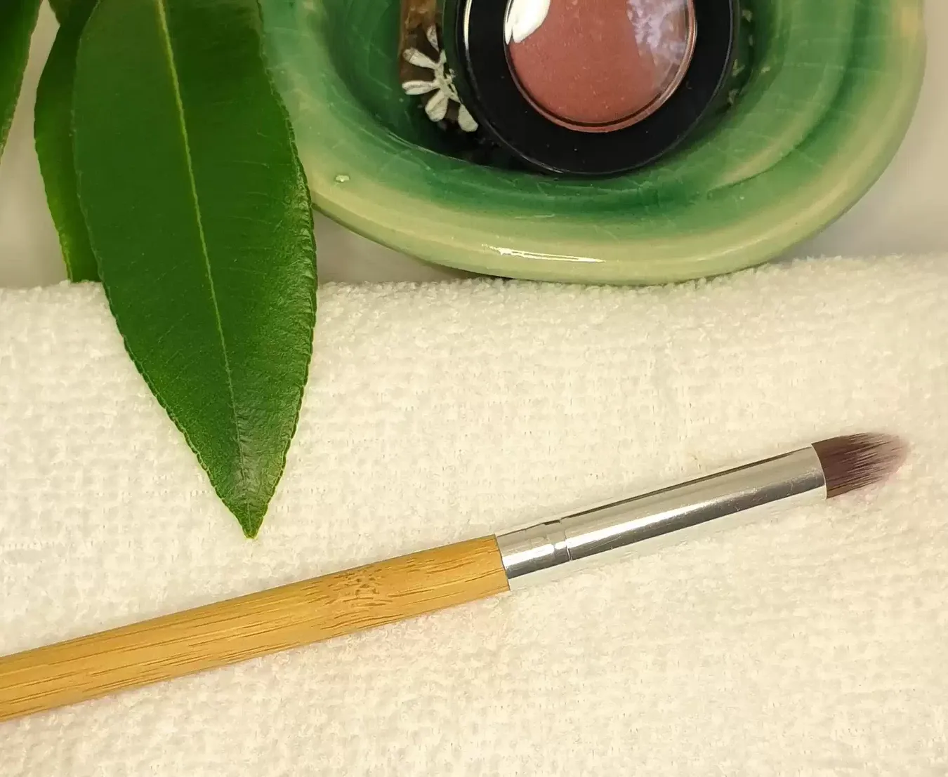 Natural Bamboo Eye Shadow Brush