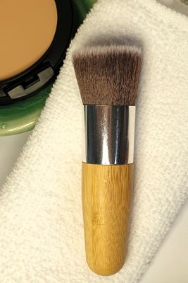 Pressed Foundation Brush