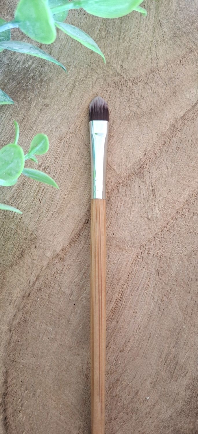 Natural Bamboo Eye Shadow Brush