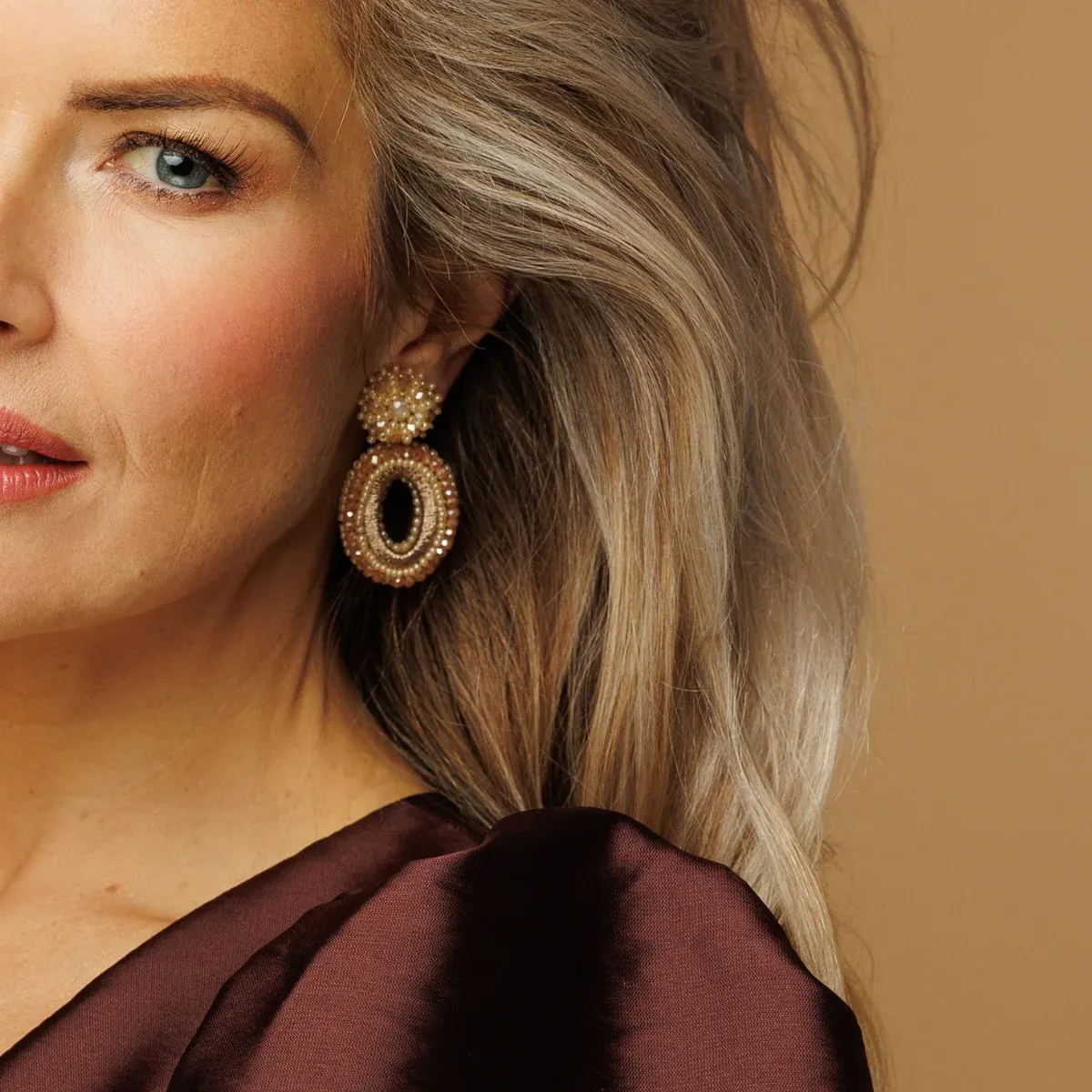 PAULIE POCKET Classic Ivy Ohrring (beige)