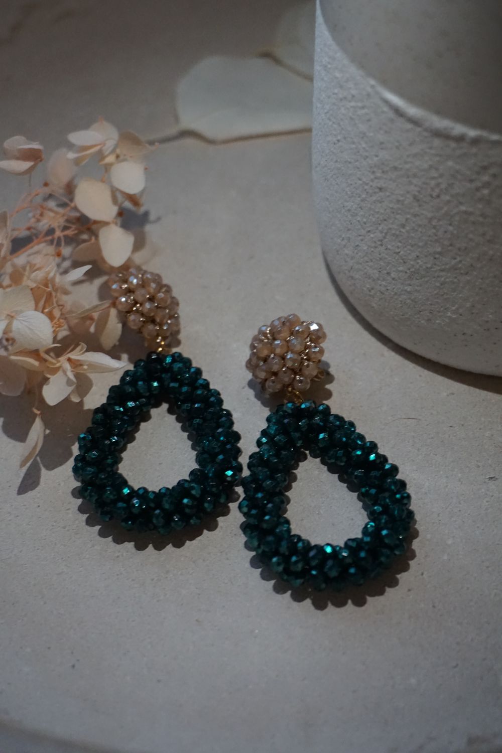 JoJo Jewelry Ohrring Sparkly (beige/grün)