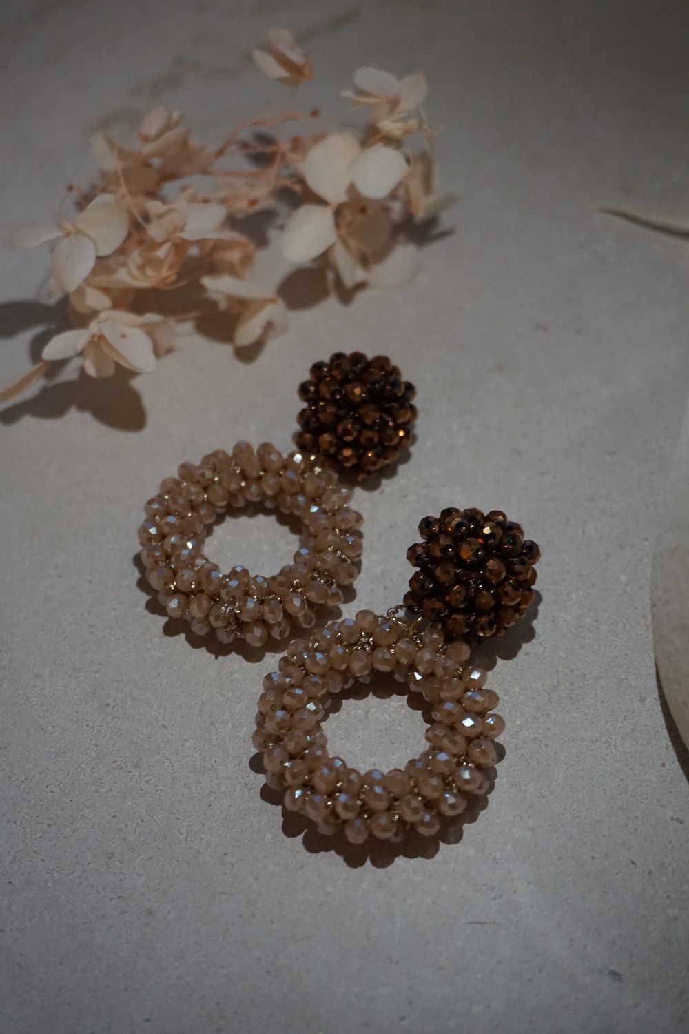 JoJo Jewelry Ohrring Sparkly rund (braun/beige)